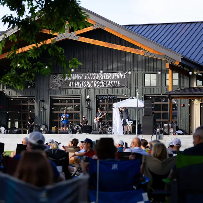 Image of a band playing at Rock Castles Singer Songwriters Night in Hendersonville, TN